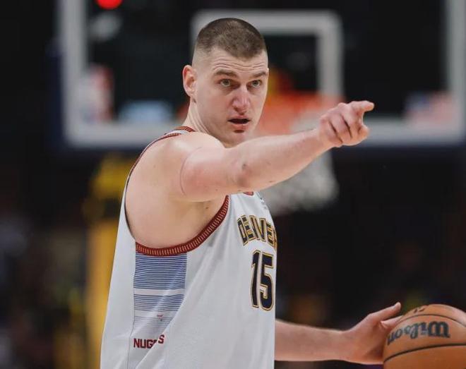 的马拉松比 的马拉松比