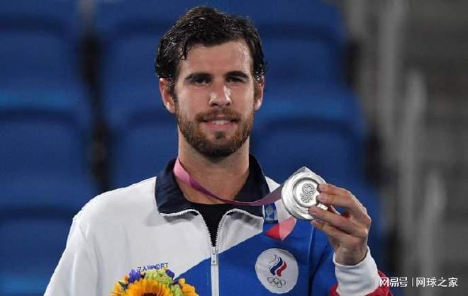 意味着他在 意味着他在