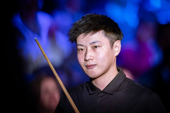 随即在中前 随即在中前